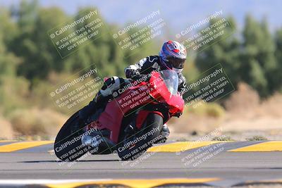 media/Nov-06-2022-SoCal Trackdays (Sun) [[208d2ccc26]]/Turn 7 Set 1 (1050am)/